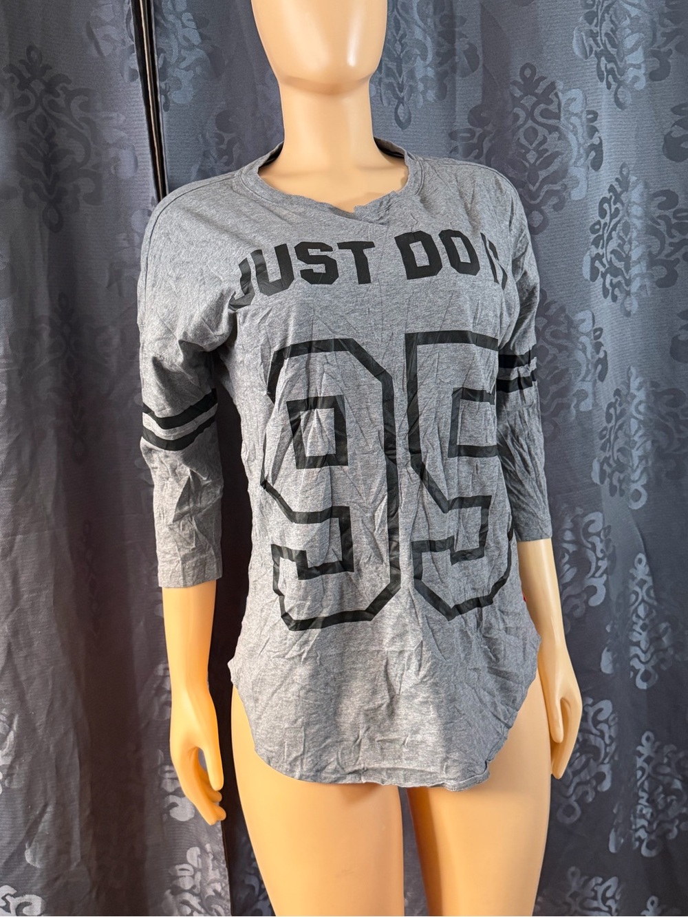 Nike Gray 'JUST DO IT' 95 Long Sleeve Shirt